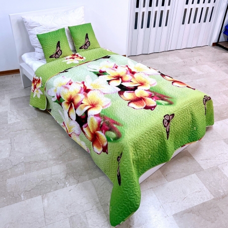 Magnolia Quilt Lightweight Bedspread for a Queen Size Bed 200x220cm mod.1