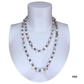 Collana Lunga Madreperla (Bianco - perlina Trasparente ) pietre Dure,perle cristalli da donna